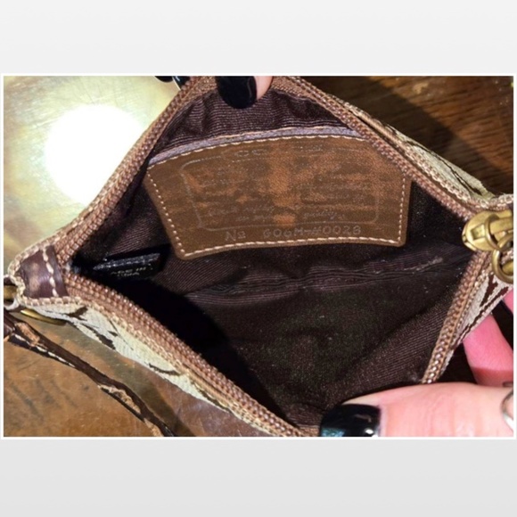VTG Coach Coin Purse Wristlet Womens Small Signature C Logo Brown Canvas Gold - Picture 14 of 16